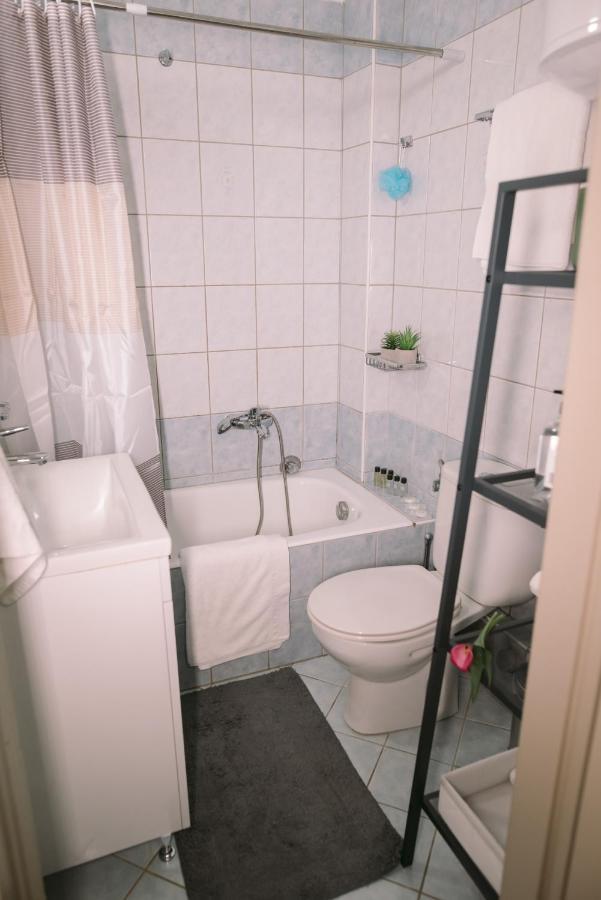 Niouvola 11 Apartment